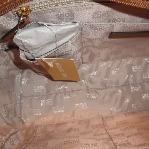 NWT MICHAEL KORS JET SET LARGE TOTE SET WALLET BAG - Picture 7 of 8